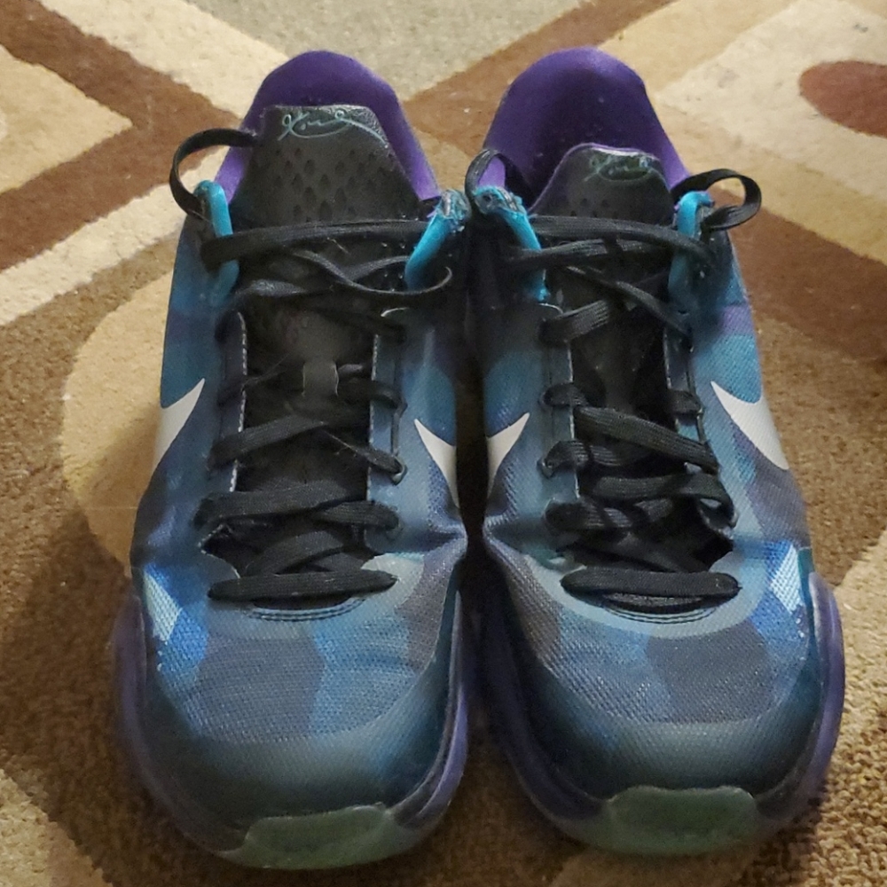 Kobe 10